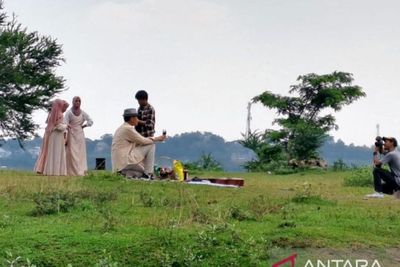 Nikmati Cantiknya Langit Sore di Bukit Senja Semarang, Cukup Bayar Rp2000