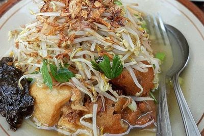Resep Lontong Balap Sederhana Khas Surabaya, Sedap dan Gurih!