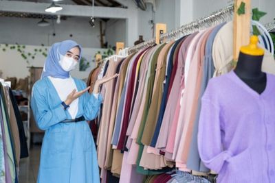 7 Brand Lokal Tampil di NYFW 2023, Mendag Harap Indonesia Jadi Pusat Fashion Muslim Dunia