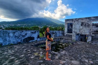 Melihat Gagahnya Benteng Tolukko, Dibangun Portugis Punya Keindahan Alam yang Memukau