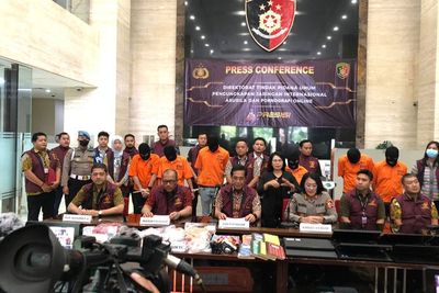 Mencengangkan! Segini Penghasilan Host Live Streaming Porno di Aplikasi Bling2