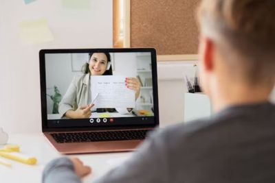 Pandemi Berlalu, Anak-anak Malah Makin Senang Belajar Online