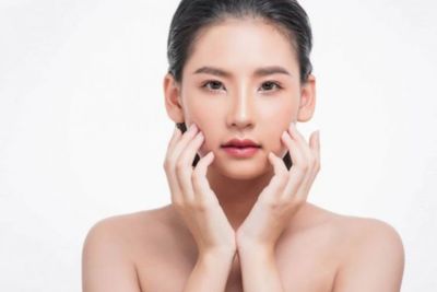 Bye-bye Kulit Kering! 2 Kandungan di Skincare Ini Penting untuk Hidrasi Wajah