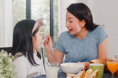 Dear Orangtua, Pemberian Nutrisi Berlebih Ternyata Bisa Perparah Kanker pada Anak