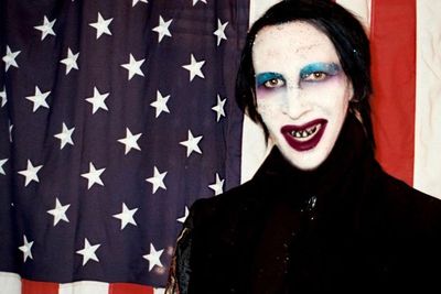 Anehnya Marilyn Manson: Musisi Ngaku Dajjal yang Suka Minta Disediain Pelacur Botak