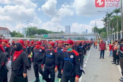 1.623 Personel Gabungan Dikerahkan Kawal Demo Buruh di Gedung DPR Hari Ini
