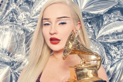 Kim Petras Cetak Sejarah, Transgender Wanita Pertama Menangkan Grammy Awards 2023
