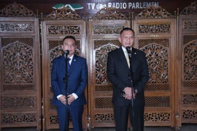 DPR Perpanjang Pembahasan Dua Rancangan Undang-Undang