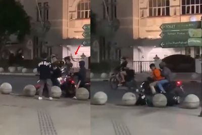 Viral! Aksi Klitih di Titik Nol Kilometer Jogja, Pelaku Ayunkan Celurit ke Pengendara