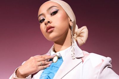 Jinan Laetitia Tuangkan Uneg-uneg Bertumbuh Dewasa di Single Terbaru 20something