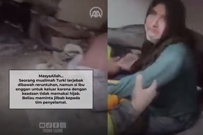MasyaAllah! Muslimah Turki yang Terjebak Reruntuhan Enggan Keluar Sebelum Diberi Jilbab