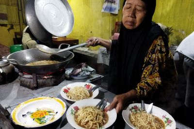 Lezatnya Mie Combor, Kuliner Legendaris Probolinggo Sudah Ada Sejak 1946