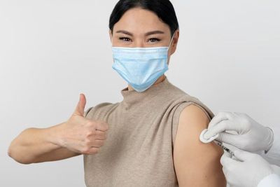 Kemenkes Tegaskan Booster Pertama Harus Dipenuhi Jelang Mudik Lebaran