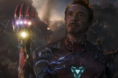Teori Gila MCU: Doctor Strange Sengaja Bunuh Tony Stark di Avengers: Endgame
