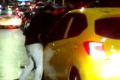 Viral! Pengemudi Fortuner Todong Senjata Api dan Samurai, Korban Lakukan Hal Ini