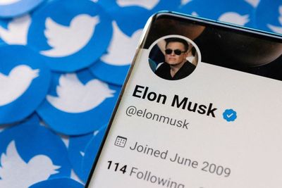 Elon Musk Siap Bayar Kamu untuk Pakai Twitter, Auto Cuan Ini Mah!