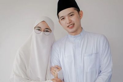 Kenalan dengan Koh Dennis Lim, Pendakwah Mirip Oppa Korea yang Dikira Mualaf