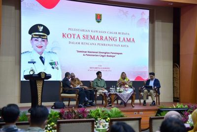 Jadi Pembicara, Ita Bagikan Pengalaman Menjadikan Kota Lama Sebagai Cagar Budaya Nasional