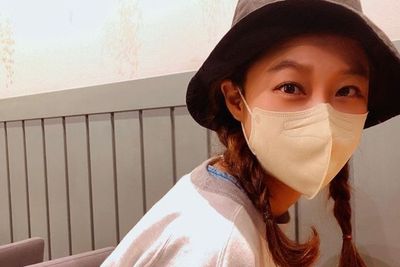 Gak Nyangka Umurnya 40-an, Intip Potret Imut Gong Hyo Jin Rambutnya Dikepang