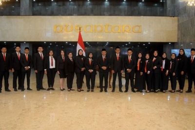 Setjen DPR Lantik 17 Perancang Peraturan Perundangan-undangan Ahli Muda