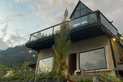 Kafe Argo Loro, Sensasi Ngopi di Kelilingi Perkebunan di Lereng Gunung Merbabu yang Sejuk