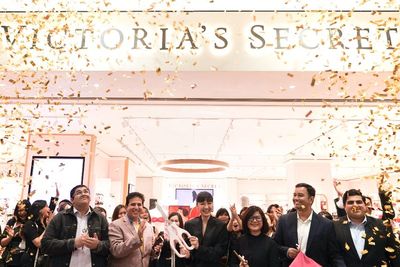 Hore! Gerai Victoria s Secret Terbesar di Indonesia Resmi Dibuka di Senayan City