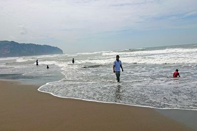 Misteri Larangan Baju Hijau di Pantai Parangtritis, Bila Dilanggar Nyawa Terancam!