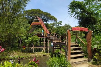 Cuma Bayar Rp3 Ribu Kamu Bisa Nikmati Tempat Sebagus Ini di Malang, Asyik Buat Berenang!
