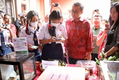 Ajari Siswa Bersikap Jujur, Denpasar Luncurkan Gen Dental untuk Pembayaran di Sekolah