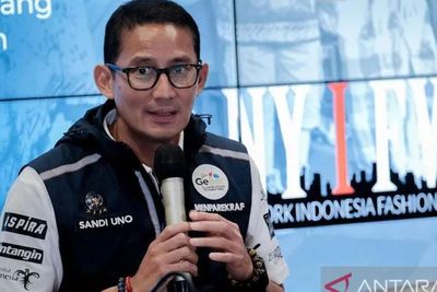 Menparekraf Sandiaga Uno Komentari Kejadian Singa Tabrak Mobil di Taman Safari Prigen