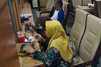 Sensasi Kulineran di Dalam Kereta Api, Yuk ke Madiun!