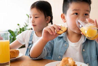 Kapan Waktu Makan Paling Penting bagi Anak? Ini Jawaban Pakar!