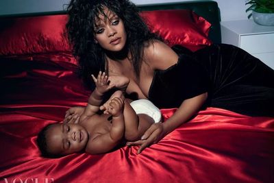 Masih 9 Bulan, Anak Pertama Rihanna Debut Cover Majalah Vogue Inggris