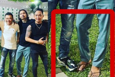 Ngakak! Kaki Young Lex Terinjak Anang Hermansyah Saat Foto, Warganet: Pantes Gak Senyum