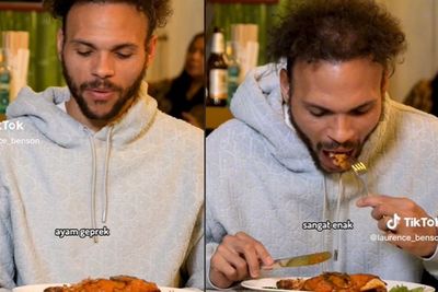 Pertama Kali Makan Ayam Geprek, Lord Braithwaite Doyan dan Kasih Nilai 8,5