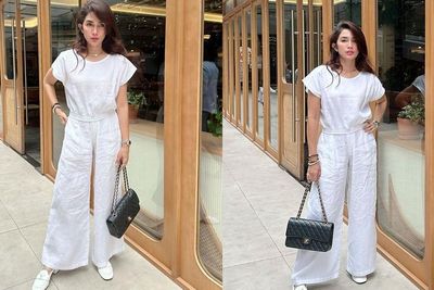 OOTD Ussy Sulistiawaty Pakai One Set Putih Dinyinyirin: Bajunya Lecek Gak Disetrika