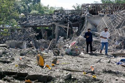Duar! Rumah Pembuat Petasan Meledak Hancurkan 25 Rumah, Ada Ceceran Potongan Tubuh Korban