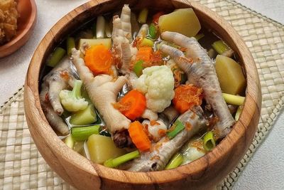 6 Resep Sayur Sop Sederhana yang Enak dan Gurih, Bumbunya Simple!