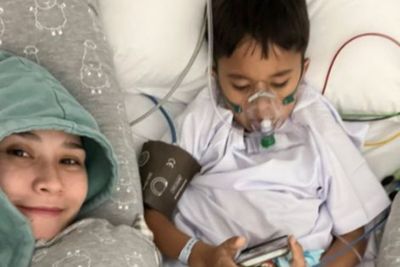 Curhat Zaskia Adya Mecca Saat Anak Masuk ICU: Badan Gemetaran, Takut, hingga Sedih