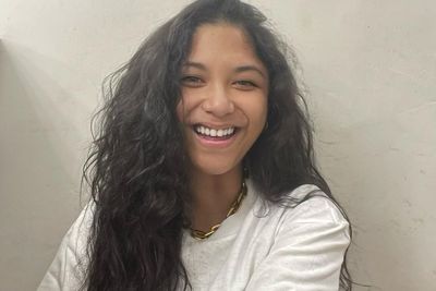 Nadine Emmanuella, Putri Ruth Sahanaya Cium Bibir Sahabat Ceweknya yang Berulang Tahun
