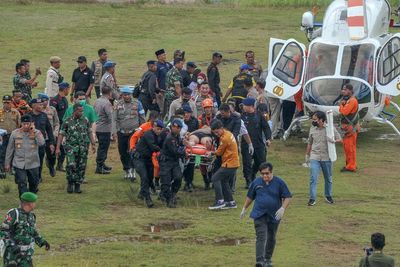 Polri Ungkap Cara Evakuasi Rombongan Kapolda Jambi: Ditarik Pakai Tali