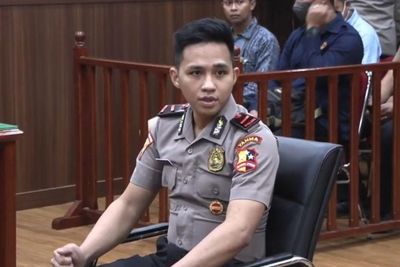 Potret Gagah Bharada E Pakai Seragam Polisi Lengkap, Netizen: Gantengnya Aku!
