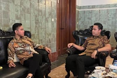 Makin Mesra! Dico dan Gibran Kompak Bahas Survei Pilgub Jateng
