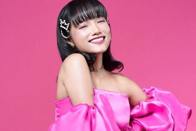 Fuji Pamer Gaya Bak Barbie saat Ngejomblo, Dengkulnya yang Hitam Malah Dihujat Netizen