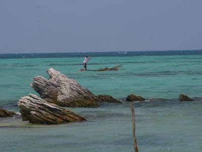 Berkunjung Ke Pulau Kemujan, Kampung Para Pelaut Suku Bugis di Karimunjawa