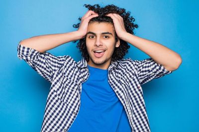 3 Cara Tepat Merawat Rambut Keriting Pada Pria, Nomor 3 Jangan Dilewati!