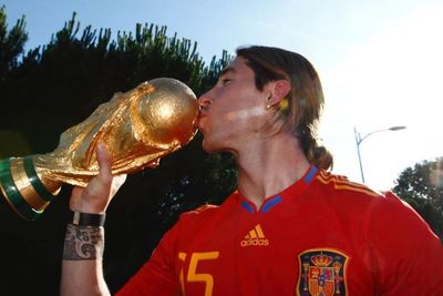 Terungkap Alasan Sergio Ramos Pensiun dari Timnas Spanyol, Kini Cemburu dengan Messi