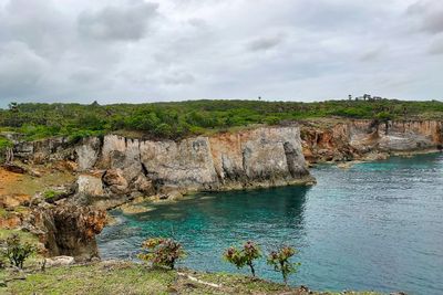Dombo Beach: Wisata Tebing Karang di NTT Mirip Broken Beach Bali, Keindahannya Bikin Silau