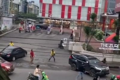 Viral Pajero Ditimpuki Massa saat Kabur Usai Tabrak Lari, Sopirnya Langsung Diciduk Polisi