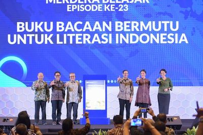 Kemendikbudristek Luncurkan Buku Bacaan Bermutu Untuk Literasi Indonesia